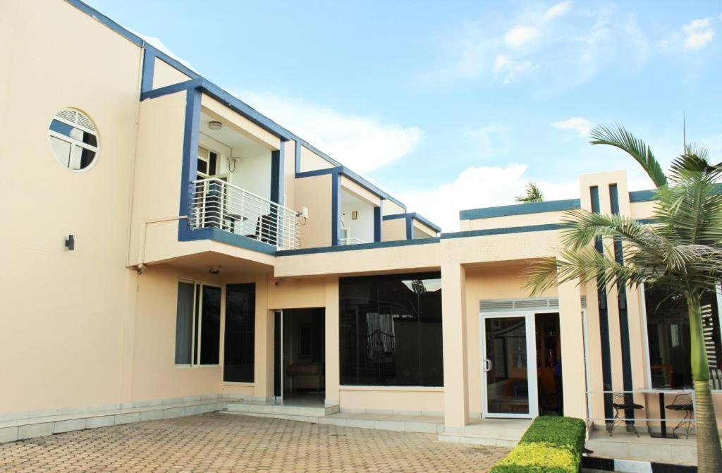 Ikaze B&B Kigali Exterior photo