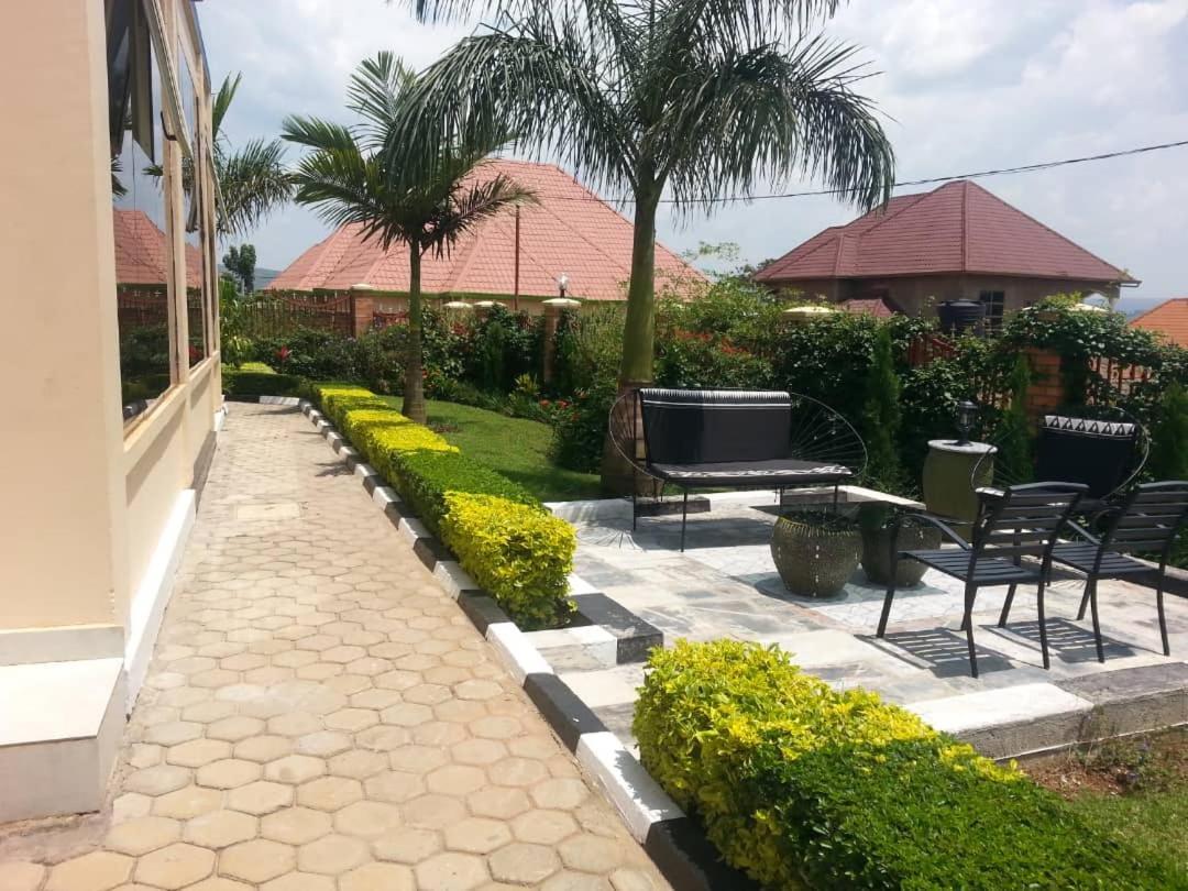 Ikaze B&B Kigali Exterior photo